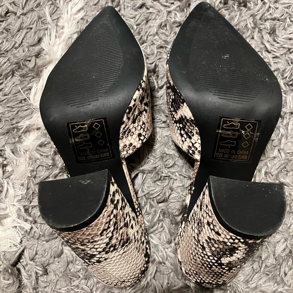 Python Print Women's Mules - Picture 5 of 5